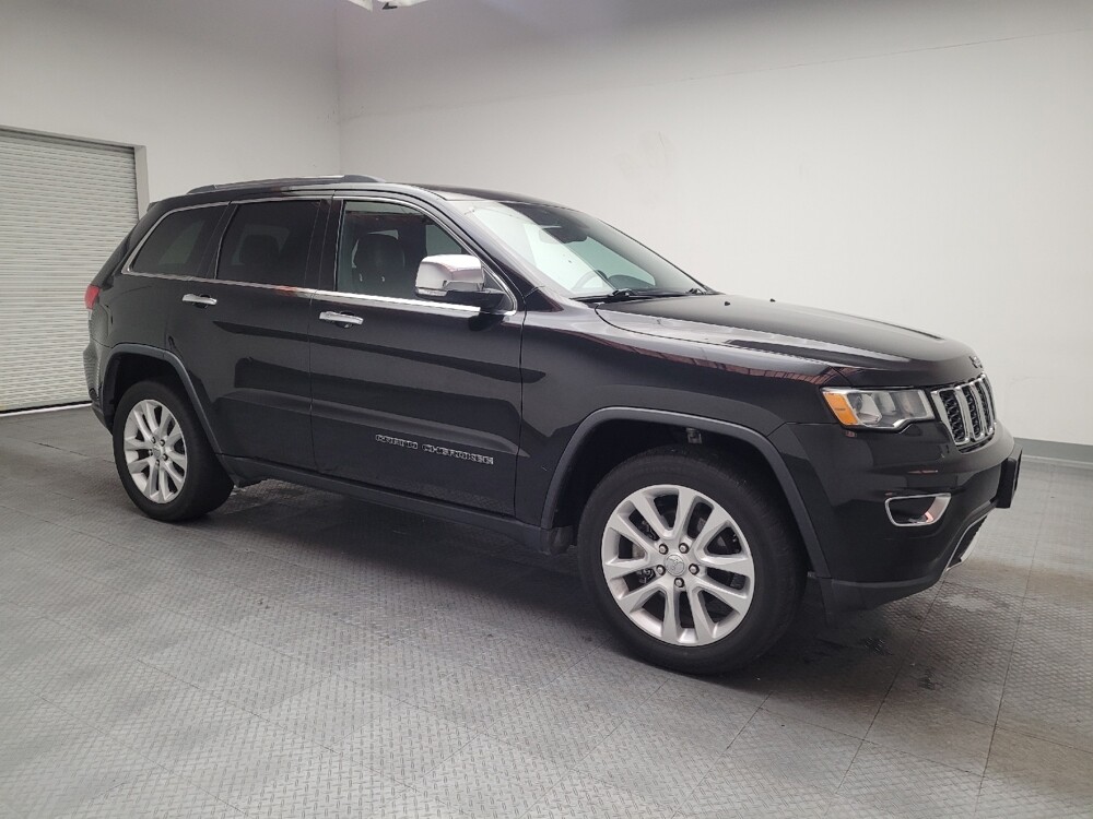 2017 Jeep Grand Cherokee in Montclair, CA 91763 - 18142502 11