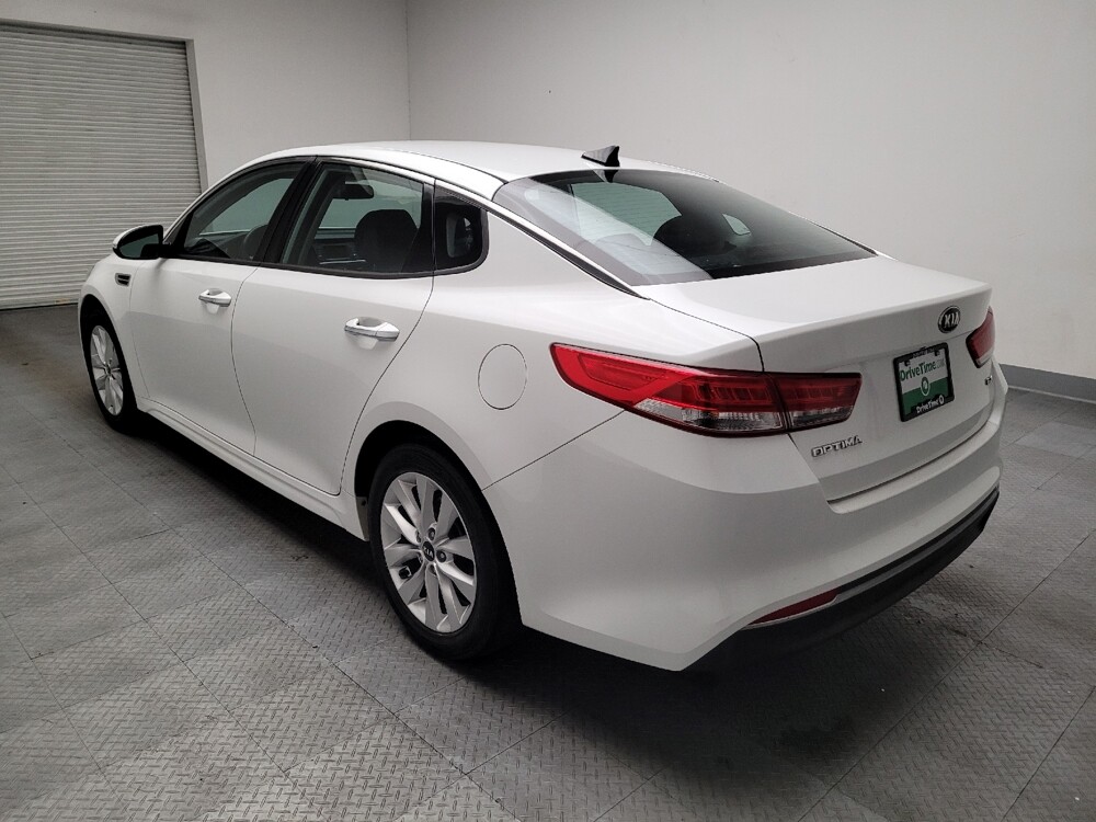 2016 Kia Optima in Downey, CA 90241 - 18142506 5