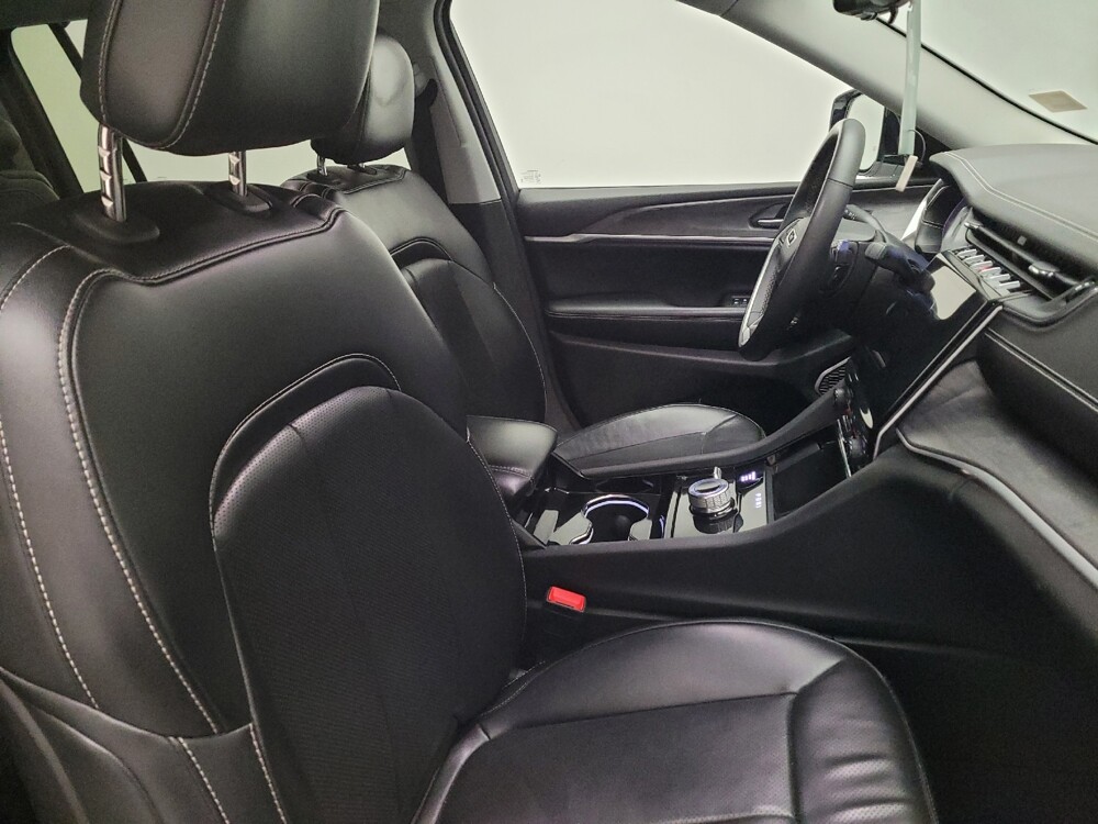 2023 Jeep Grand Cherokee L in Montclair, CA 91763 - 18142509 21