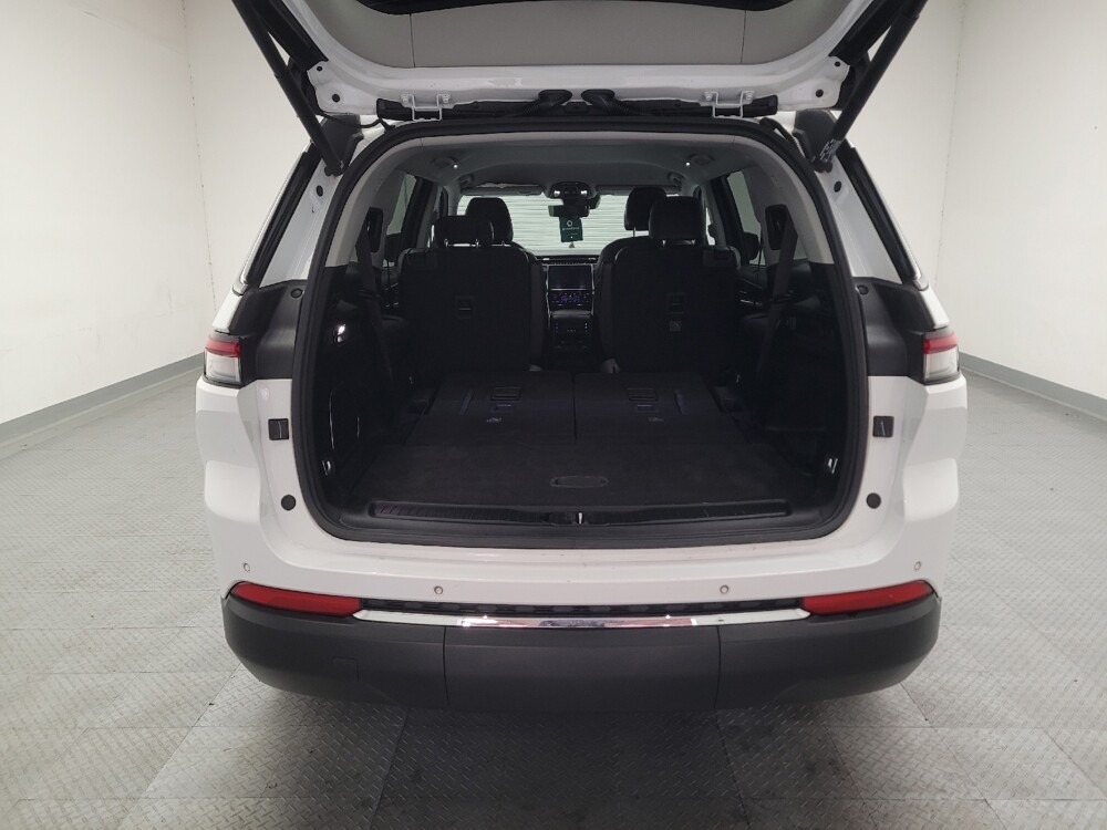 2023 Jeep Grand Cherokee L in Montclair, CA 91763 - 18142509 29