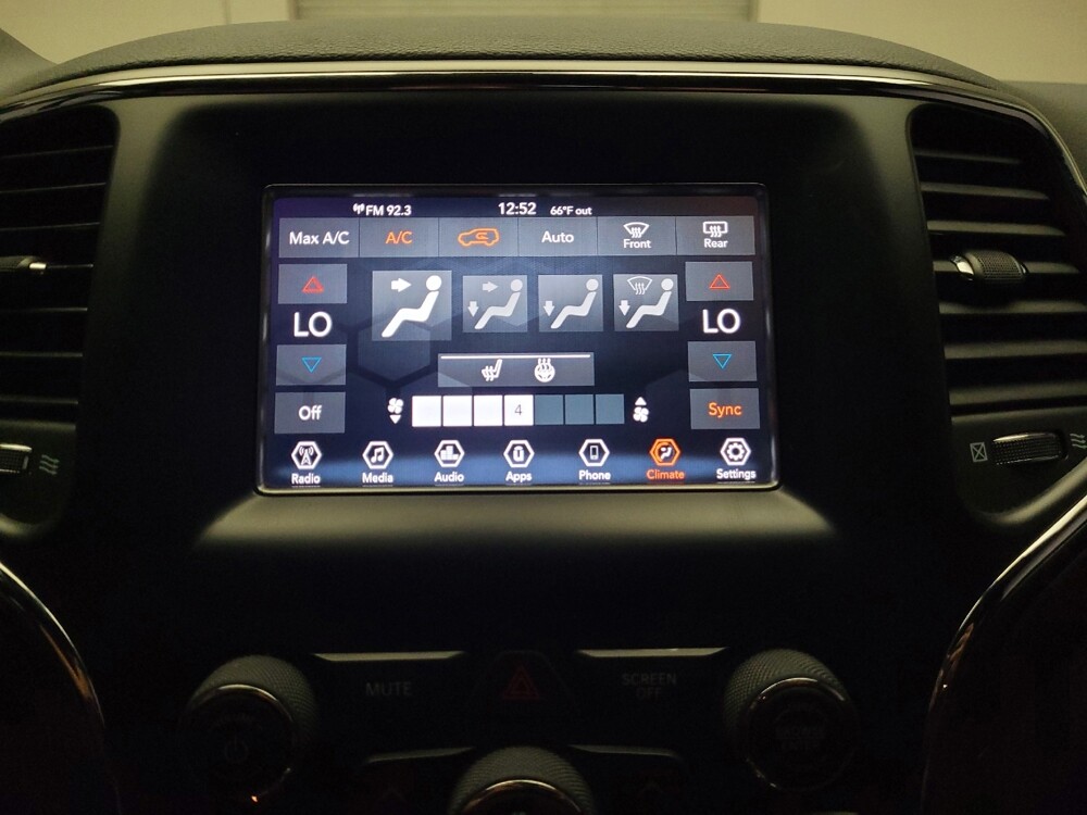 2018 Jeep Grand Cherokee in Fresno, CA 93726 - 18142510 25