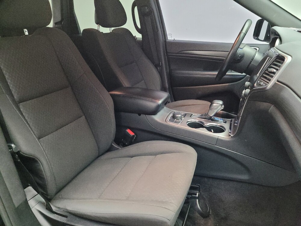 2018 Jeep Grand Cherokee in Fresno, CA 93726 - 18142510 21