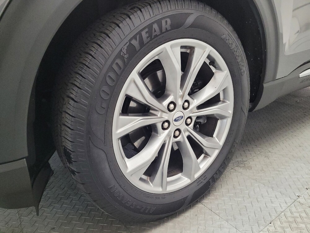 2021 Ford Explorer in Fresno, CA 93726 - 18142511 31