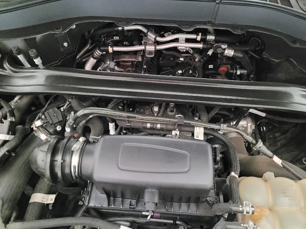 2021 Ford Explorer in Fresno, CA 93726 - 18142511 30