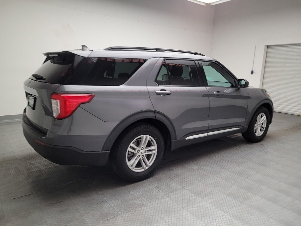 2021 Ford Explorer in Fresno, CA 93726 - 18142512 10