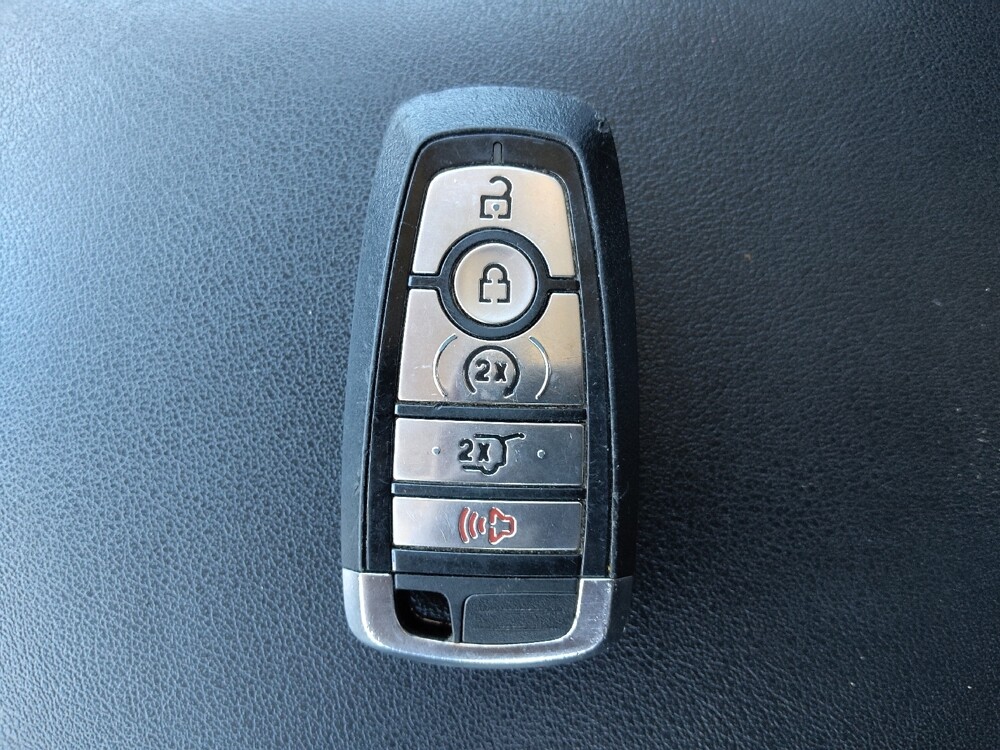 2022 Ford Edge in Knoxville, TN 37923 - 18142515 32