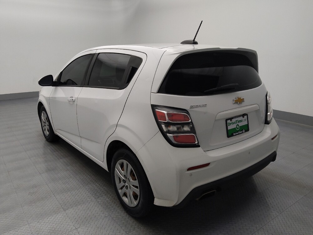 2020 Chevrolet Sonic in Topeka, KS 66611 - 18142516 5