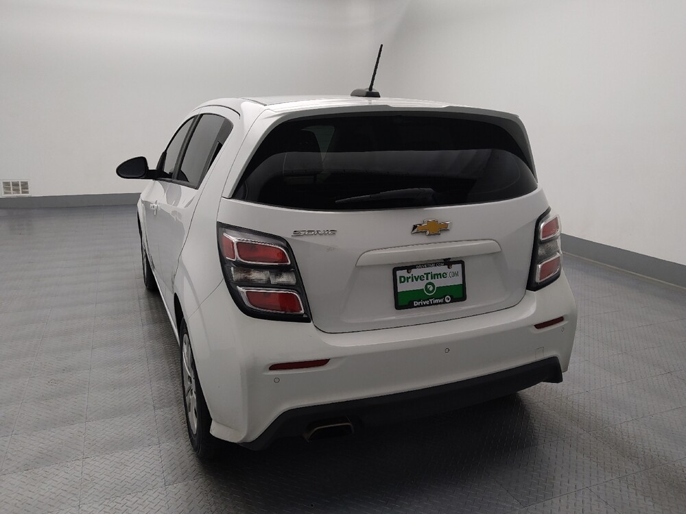 2020 Chevrolet Sonic in Topeka, KS 66611 - 18142516 6