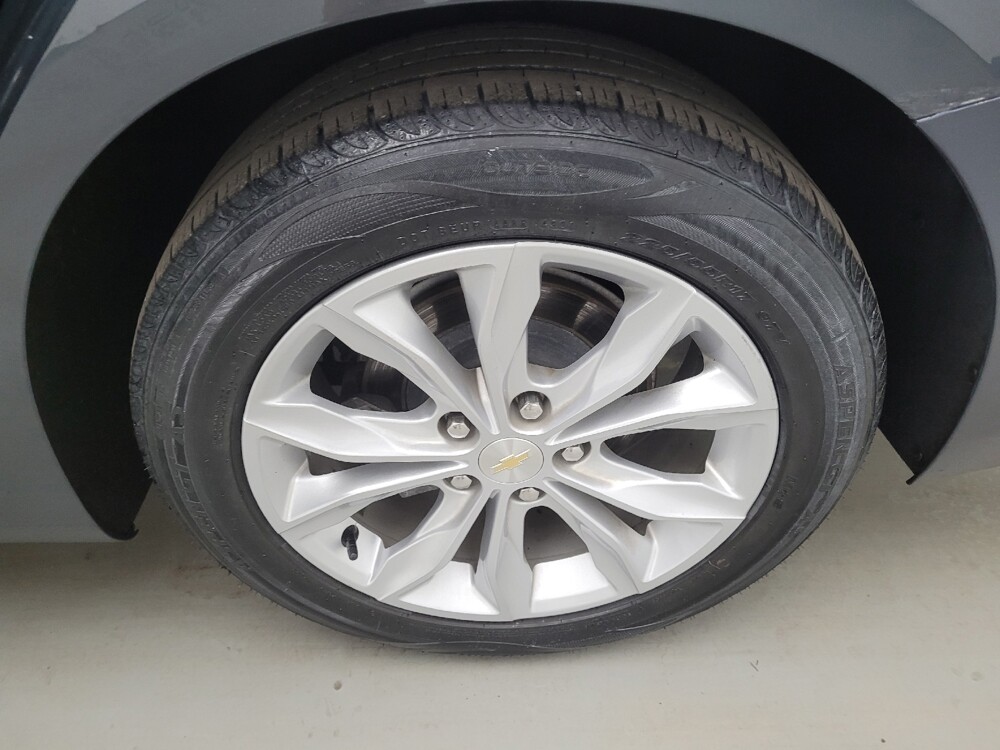 2021 Chevrolet Malibu in Columbus, OH 43228 - 18142517 31