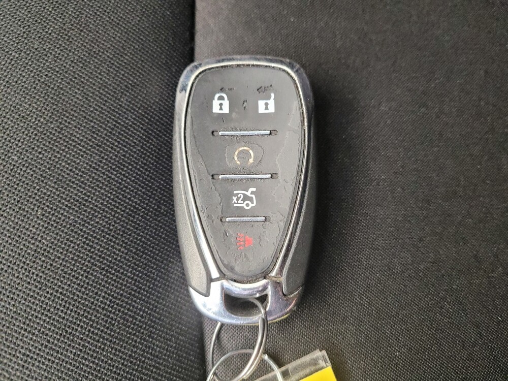 2021 Chevrolet Malibu in Columbus, OH 43228 - 18142517 32