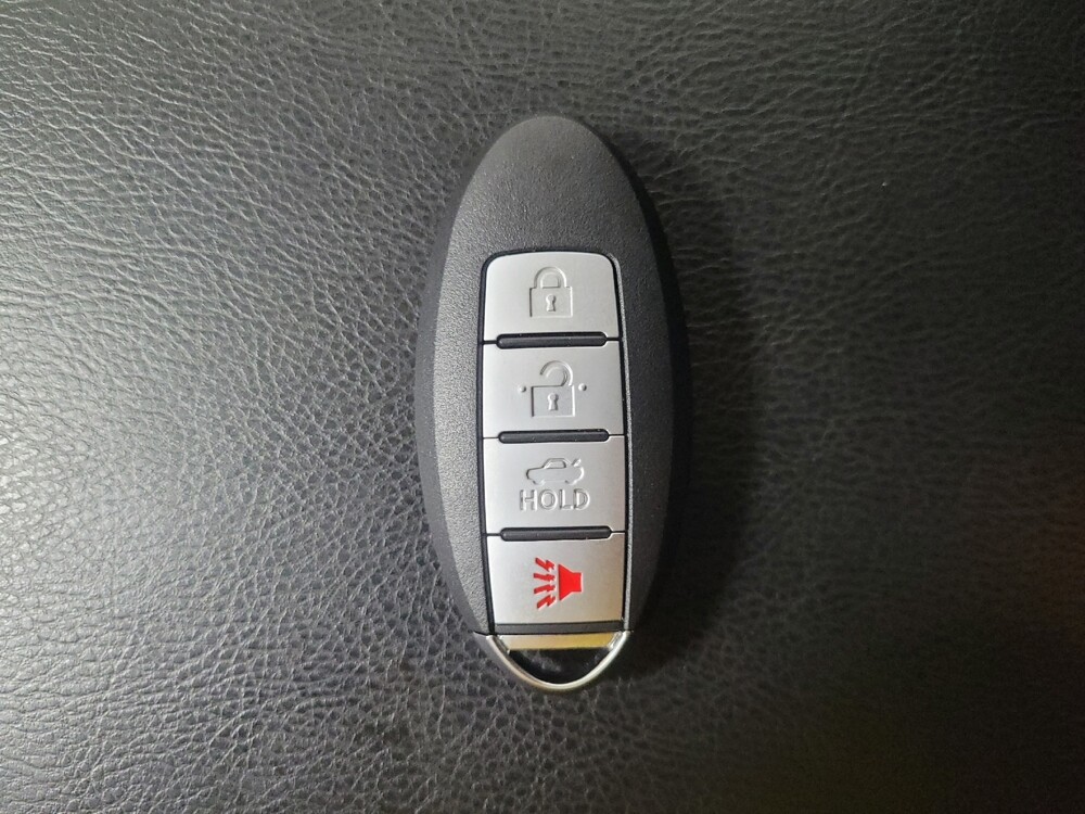 2019 Nissan Pathfinder in Knoxville, TN 37923 - 18142525 32