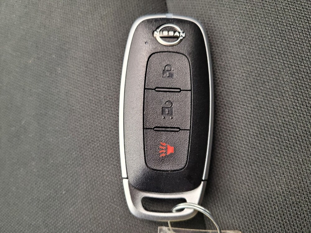 2023 Nissan Rogue in Louisville, KY 40258 - 18142540 32