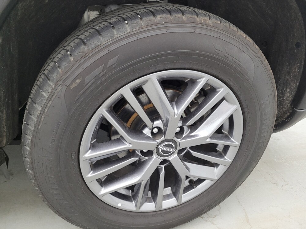 2023 Nissan Rogue in Louisville, KY 40258 - 18142540 31
