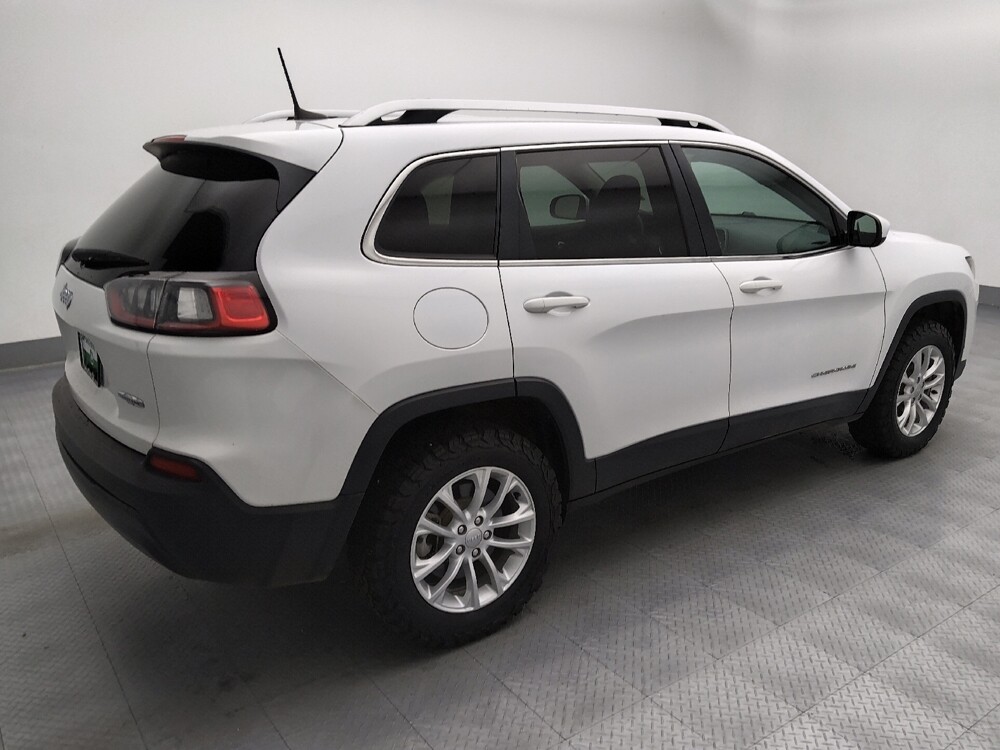 2019 Jeep Cherokee in Topeka, KS 66611 - 18142541 10