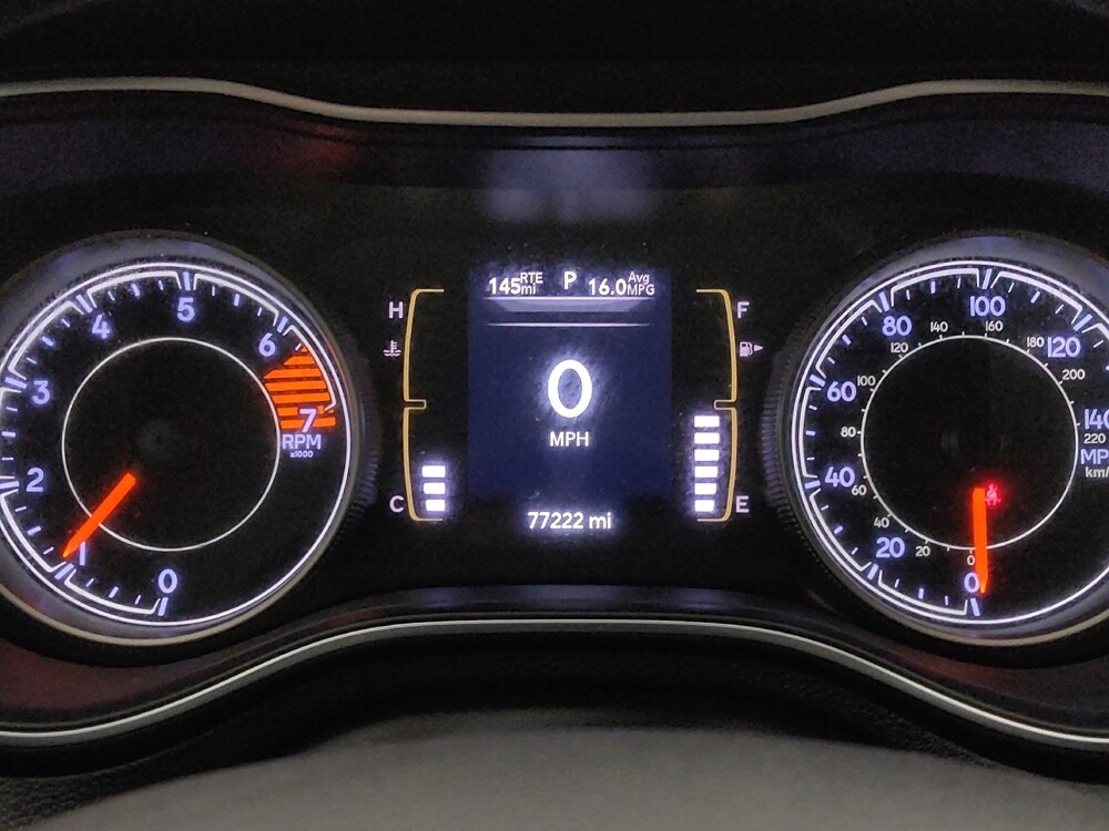 2019 Jeep Cherokee in Topeka, KS 66611 - 18142541 23