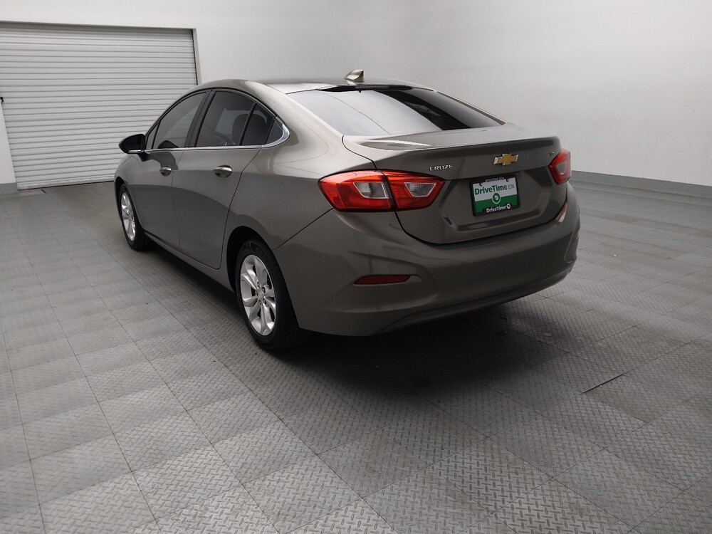 2019 Chevrolet Cruze in Tulsa, OK 74145 - 18142546 5
