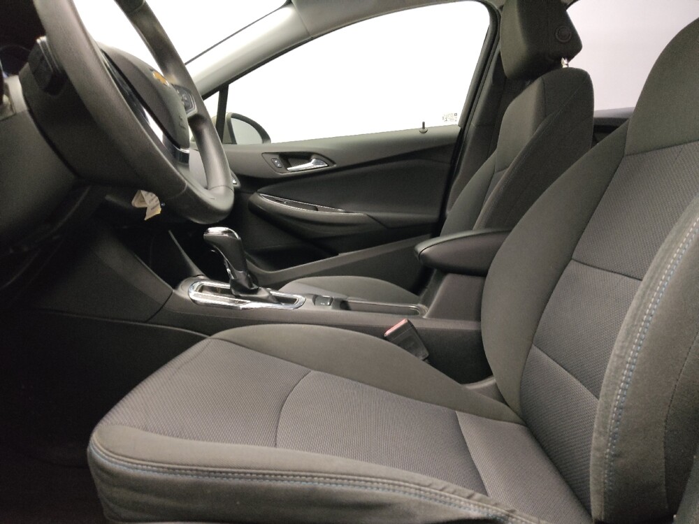 2019 Chevrolet Cruze in Tulsa, OK 74145 - 18142546 17