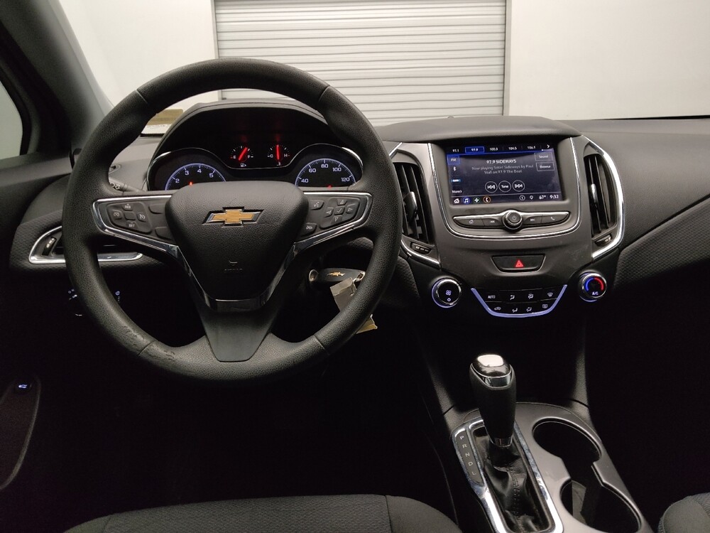 2019 Chevrolet Cruze in Tulsa, OK 74145 - 18142546 22