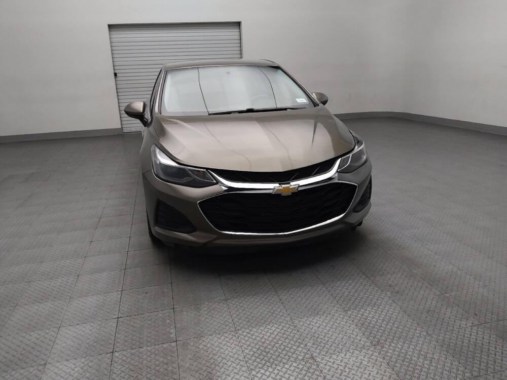 2019 Chevrolet Cruze in Tulsa, OK 74145 - 18142546 14