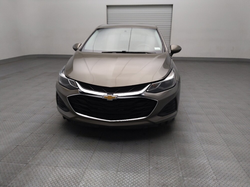 2019 Chevrolet Cruze in Tulsa, OK 74145 - 18142546 15