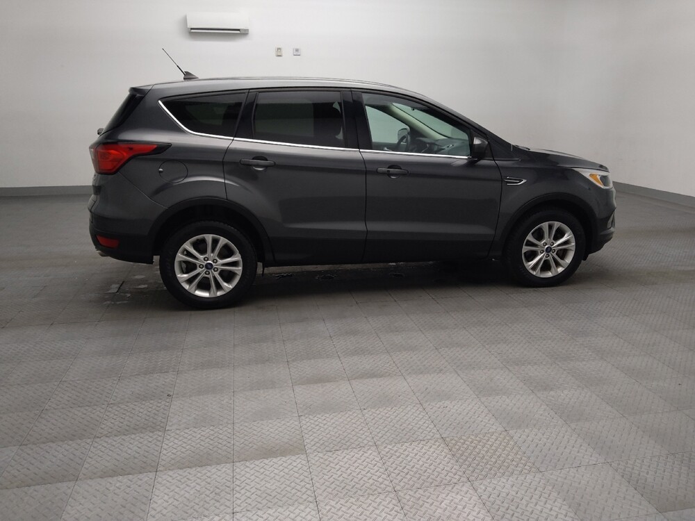 2019 Ford Escape in Oklahoma City, OK 73139 - 18142563 10