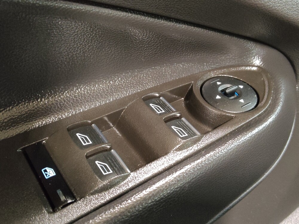 2019 Ford Escape in Oklahoma City, OK 73139 - 18142563 33