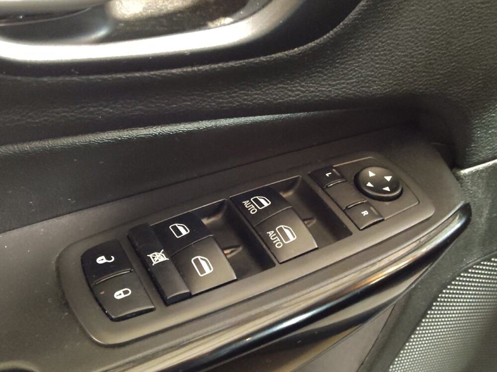 2021 Jeep Cherokee in Oklahoma City, OK 73139 - 18142566 27