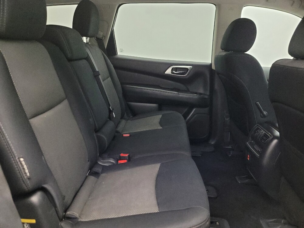 2018 Nissan Pathfinder in Mesa, AZ 85210 - 18142575 19