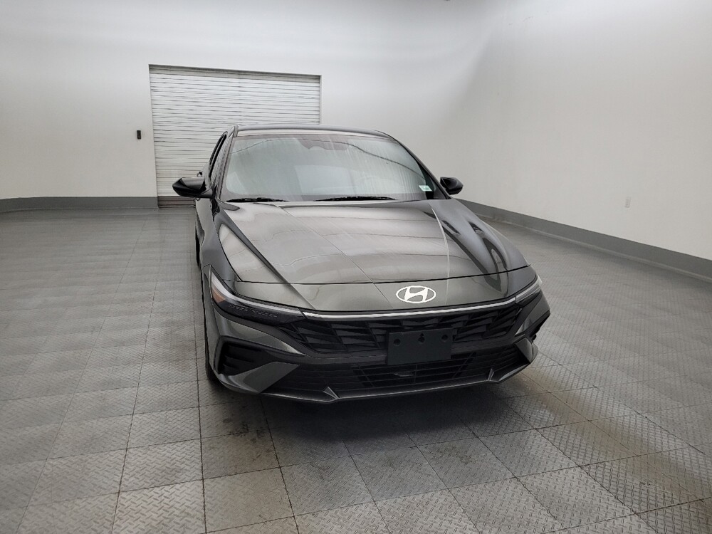 2025 Hyundai Elantra in Mesa, AZ 85210 - 18142580 14