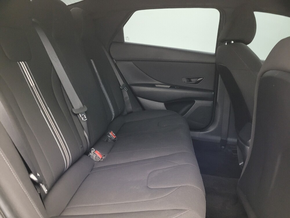 2025 Hyundai Elantra in Mesa, AZ 85210 - 18142580 19