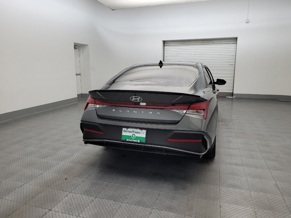 2025 Hyundai Elantra in Mesa, AZ 85210 - 18142580 7
