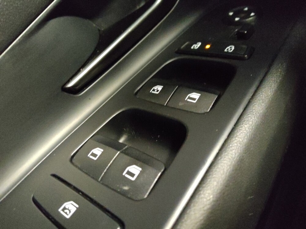 2025 Hyundai Elantra in Mesa, AZ 85210 - 18142580 27