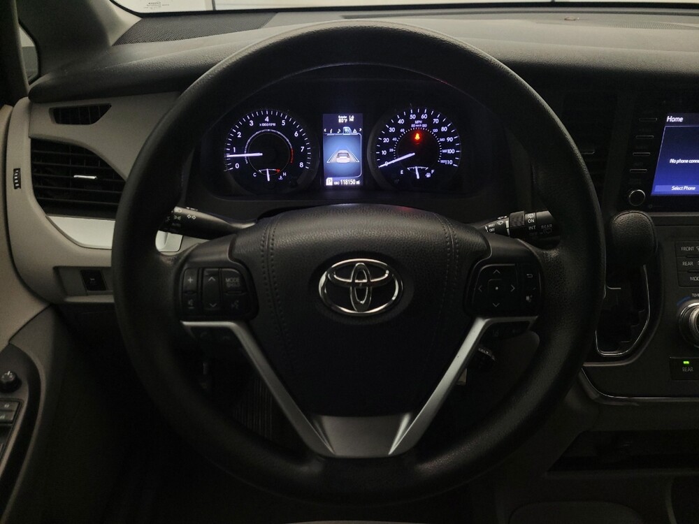 2018 Toyota Sienna in Phoenix, AZ 85015 - 18142582 22