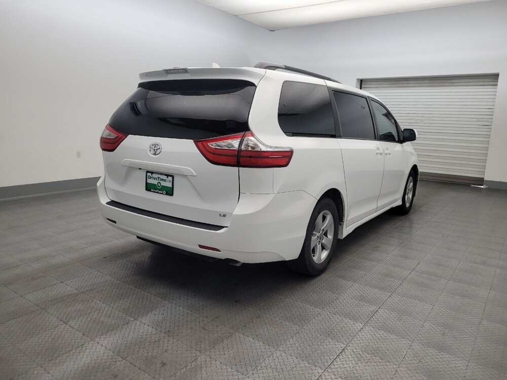 2018 Toyota Sienna in Phoenix, AZ 85015 - 18142582 9