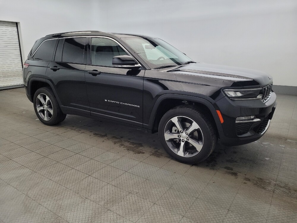 2023 Jeep Grand Cherokee in Williamstown, NJ 8094 - 18142589 11
