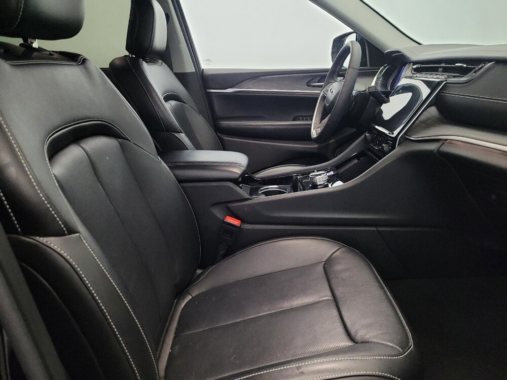2023 Jeep Grand Cherokee in Williamstown, NJ 8094 - 18142589 21