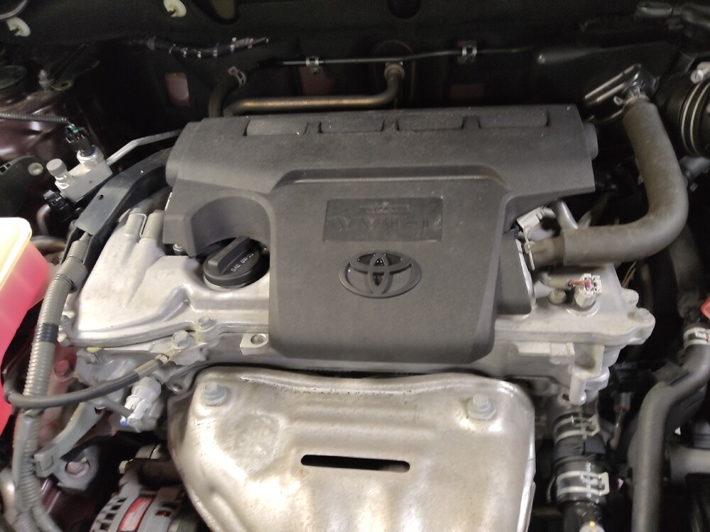 2018 Toyota RAV4 in Metairie, LA 70006 - 18142593 30