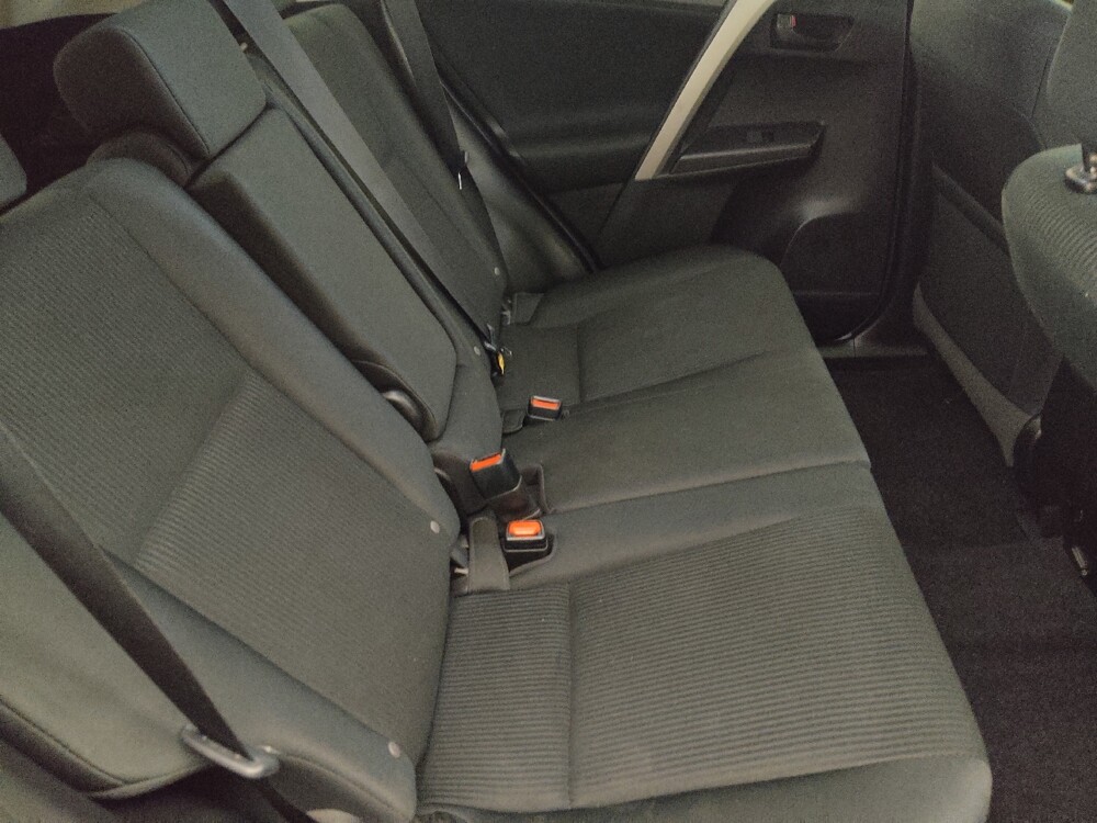2018 Toyota RAV4 in Metairie, LA 70006 - 18142593 19
