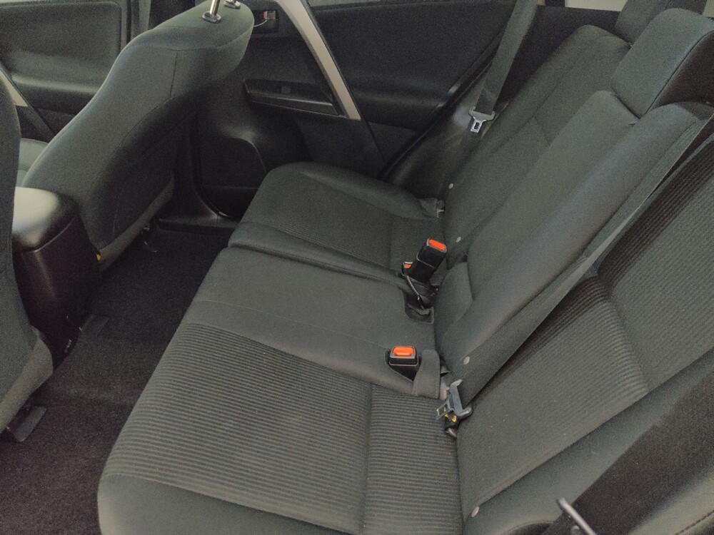 2018 Toyota RAV4 in Metairie, LA 70006 - 18142593 18