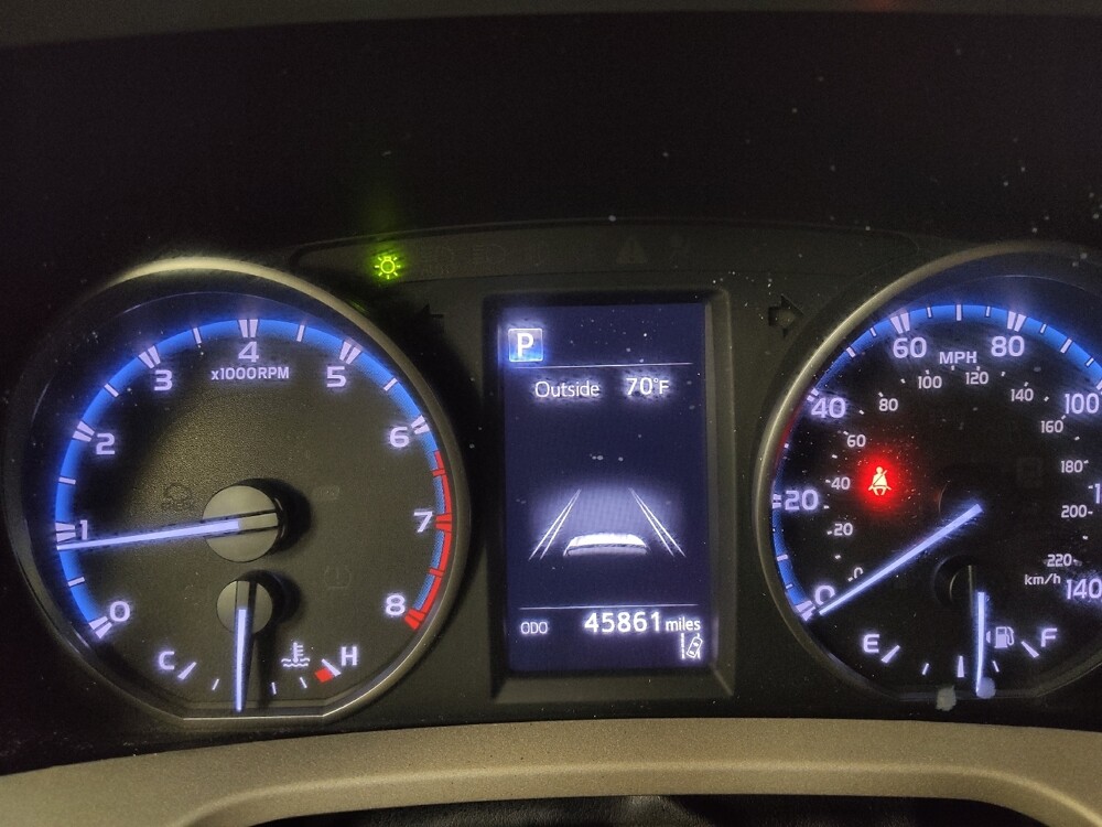 2018 Toyota RAV4 in Metairie, LA 70006 - 18142593 23