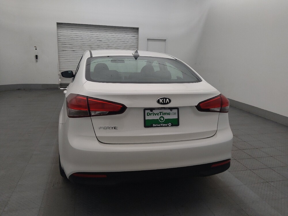 2018 Kia Forte in Tallahassee, FL 32304 - 18142596 6