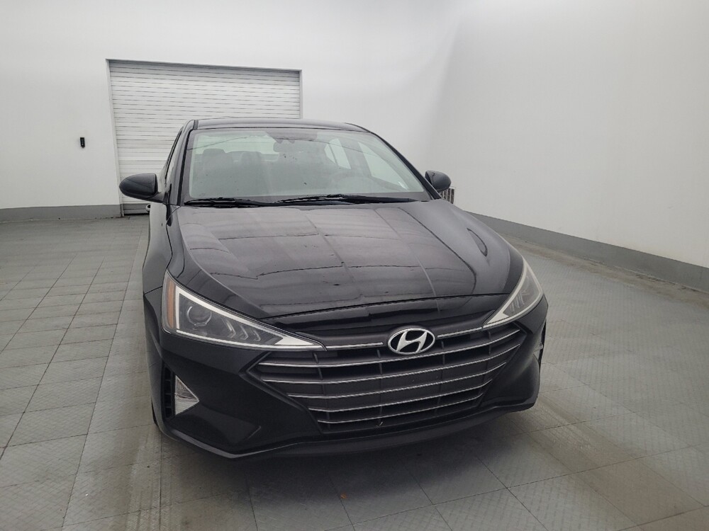 2019 Hyundai Elantra in Tampa, FL 33612 - 18142599 14