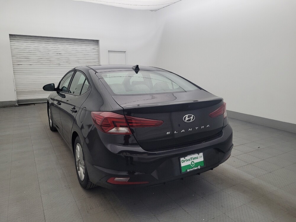 2019 Hyundai Elantra in Tampa, FL 33612 - 18142599 5