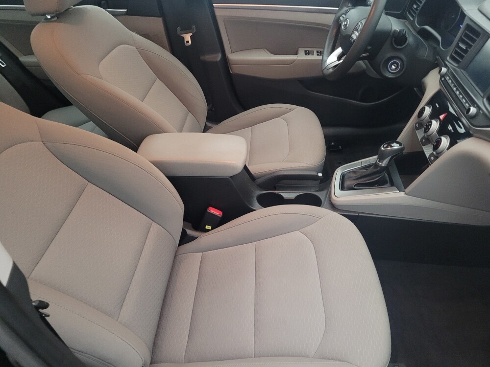 2019 Hyundai Elantra in Tampa, FL 33612 - 18142599 21