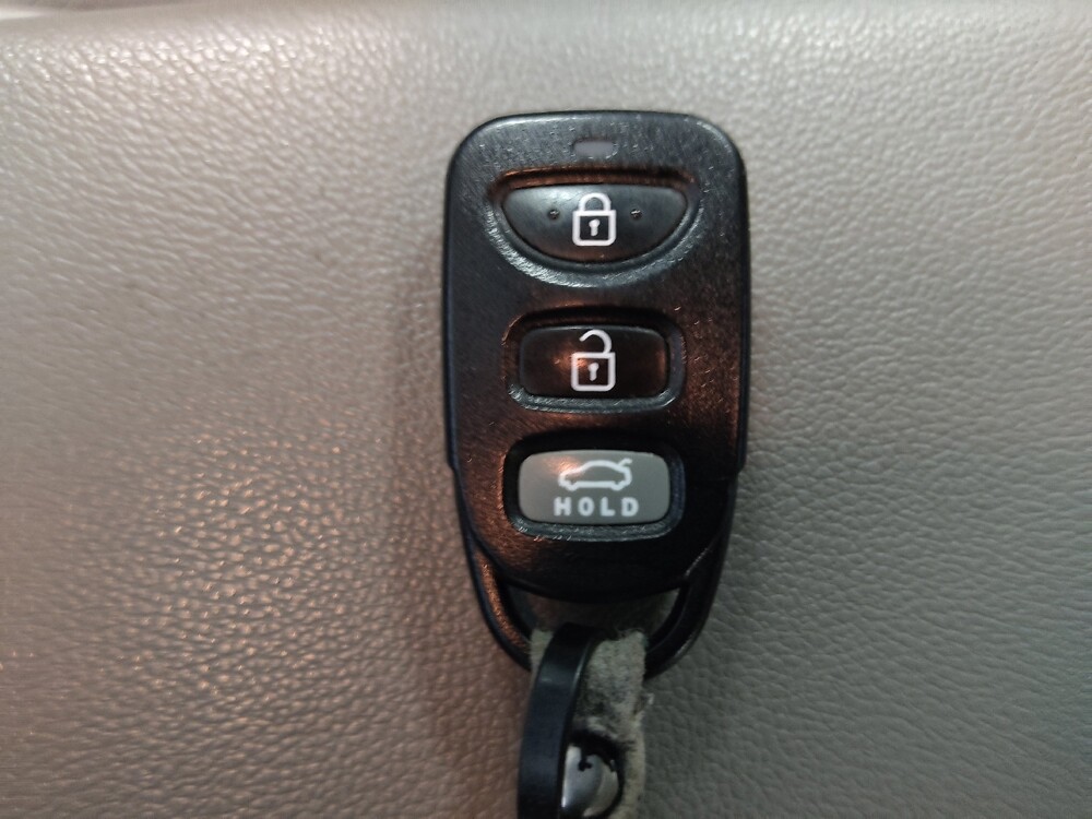 2019 Hyundai Elantra in Tampa, FL 33612 - 18142599 32
