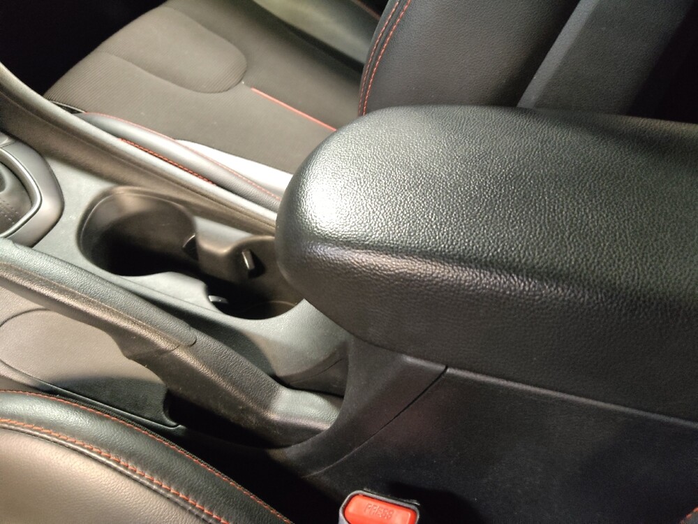 2020 Hyundai Veloster in Tampa, FL 33619 - 18142604 26