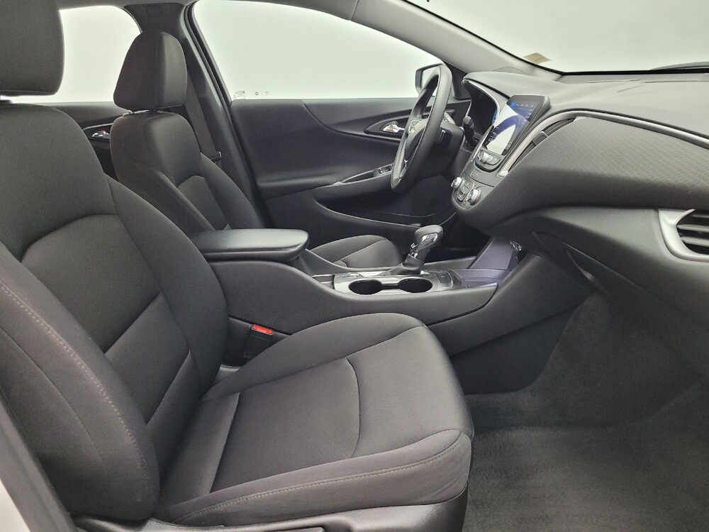 2024 Chevrolet Malibu in Las Vegas, NV 89104 - 18142615 21