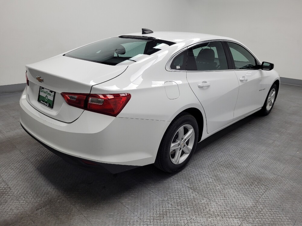 2024 Chevrolet Malibu in Las Vegas, NV 89104 - 18142615 9