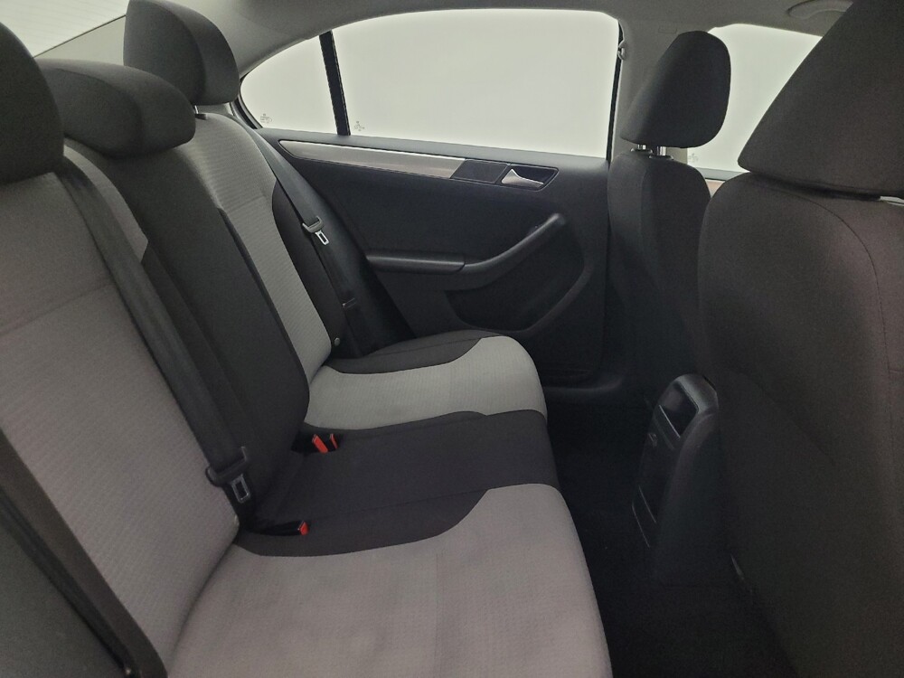 2017 Volkswagen Jetta in Tucson, AZ 85705 - 18142618 19