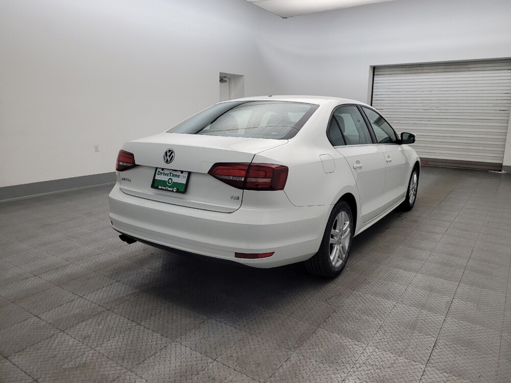 2017 Volkswagen Jetta in Tucson, AZ 85705 - 18142618 9
